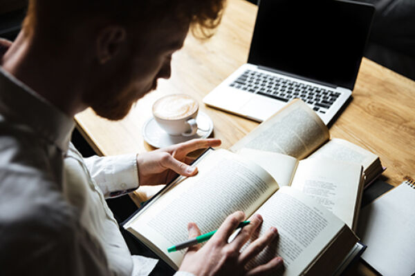 Работа с исследованиями: как работать с PubMed